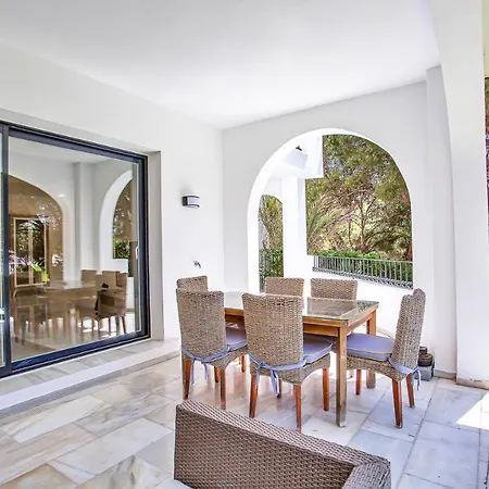 N07 Cabopino Apartamento Marbella